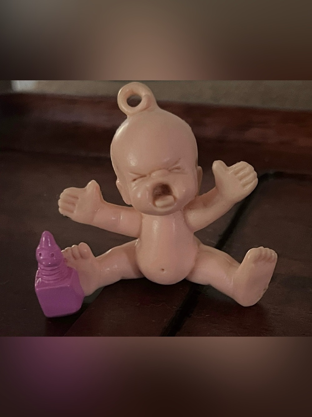 Vintage 1986 OODLES LJN Toys Crying Baby 2” Figure